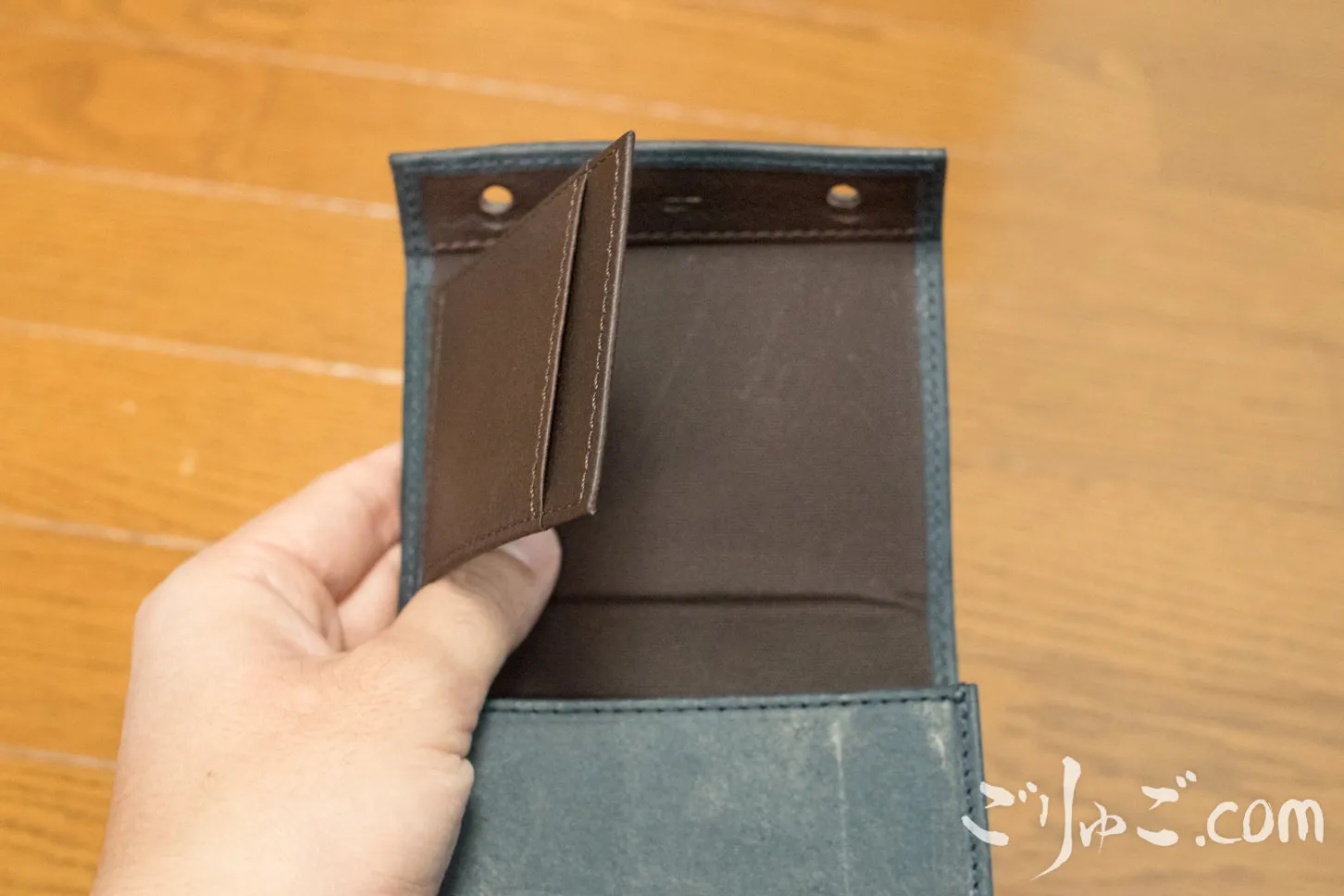 mpiu_wallet-2