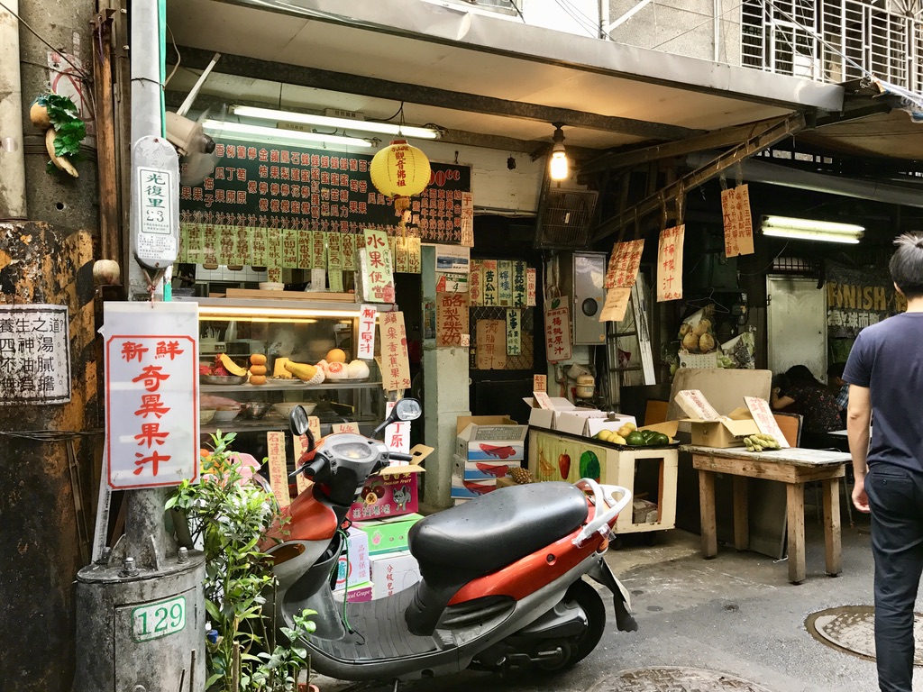 6267C16F-78C7-4DA9-9158-C5F4000204AD_1_105_c