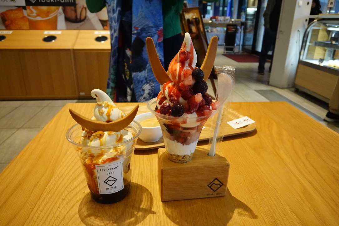 E44FCB76-6143-4C6B-BEBC-DD0F7E2D0C2E_1_105_c